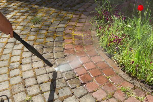 Walkway Cleaning Service in Newport Beach