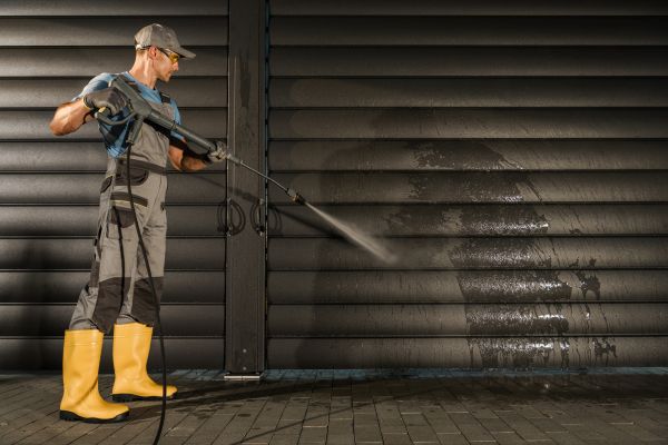 Garage Power Washing in Newport Beach