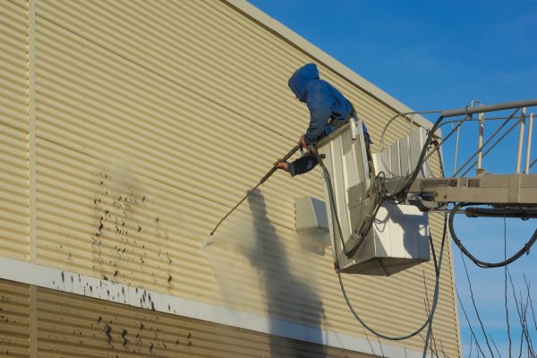 Cladding Cleaning in Newport Beach
