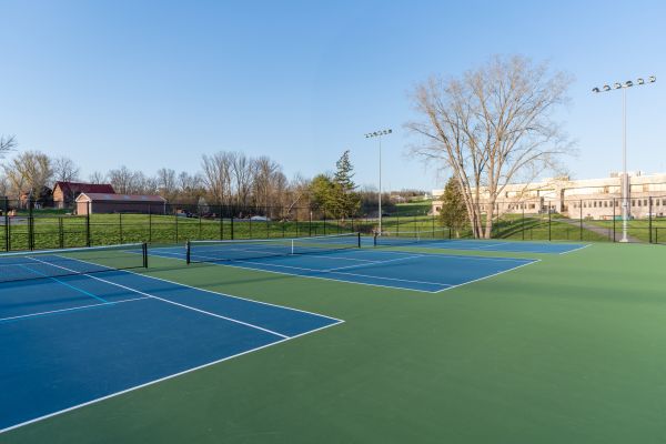 Tennis Court Cleaning in Newport Beach