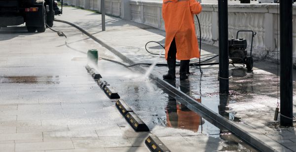 Parking Lot Pressure Washing in Newport Beach