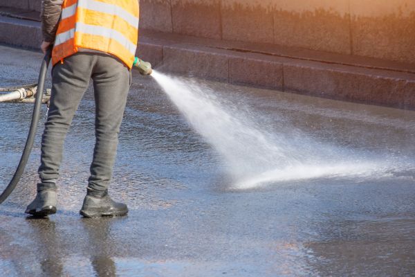 Asphalt Pressure Washing in Newport Beach