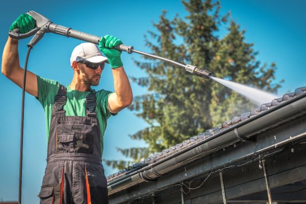 Gutter Jetting in Newport Beach