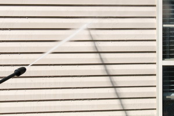 Apartment Power Washing in Newport Beach