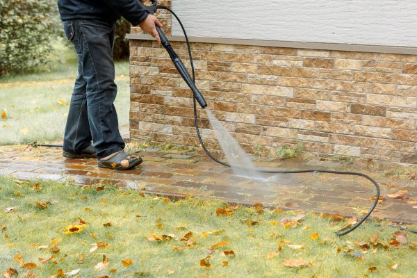 Residential Powerwashing in Newport Beach